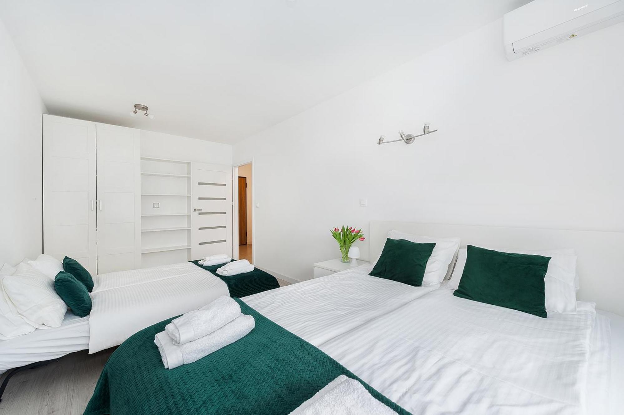 Bella Casa Premium Apartment - 104 Kobierzynska Krasków Eksteriør bilde